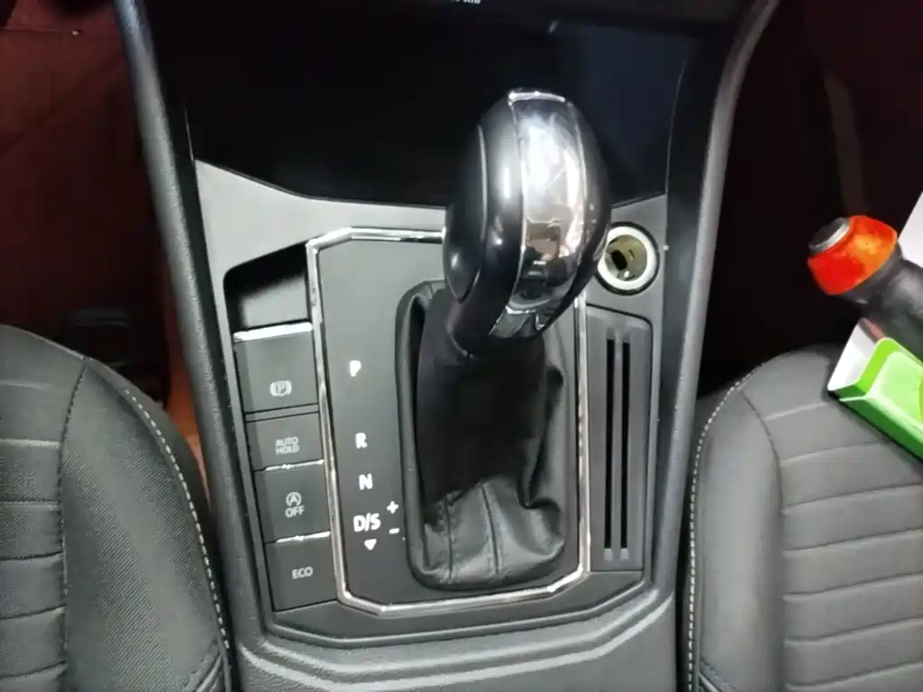 Volkswagen Lavida — миниатюра 14