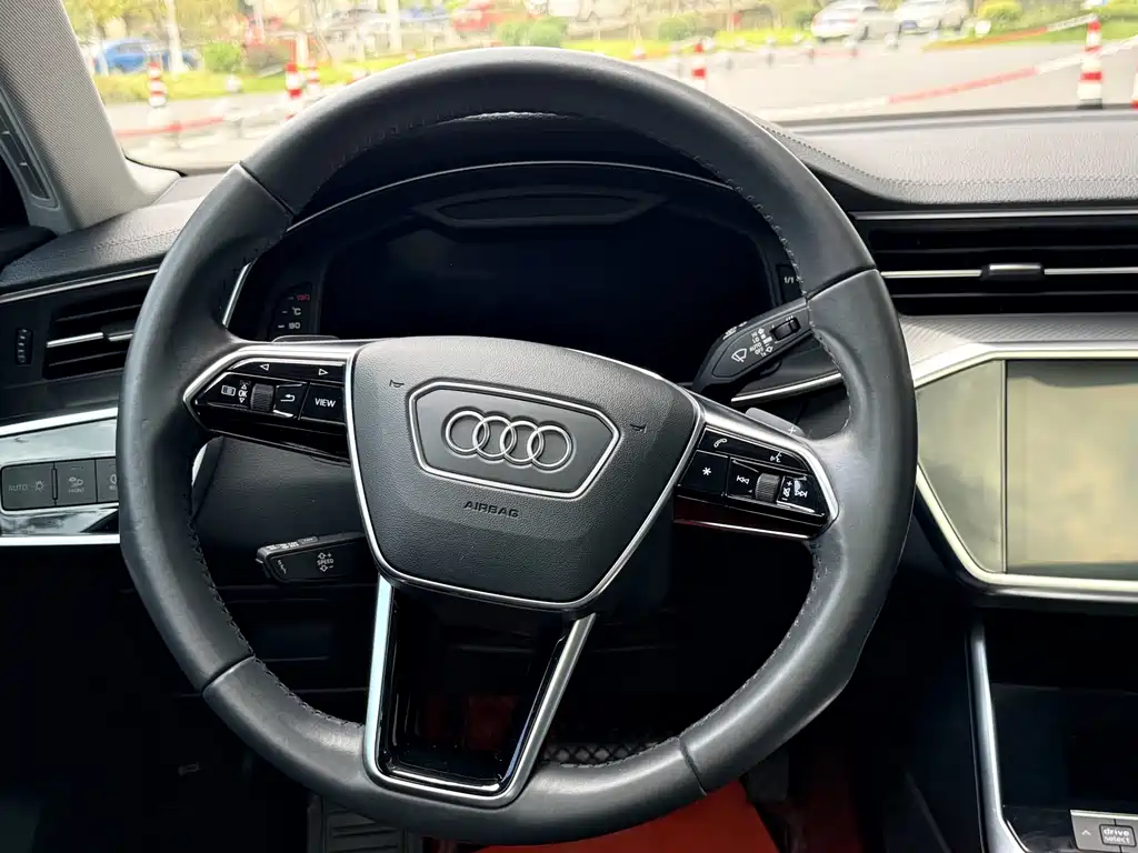 Audi A6L — миниатюра 15