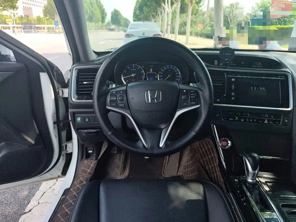 Honda Spirior — миниатюра 3