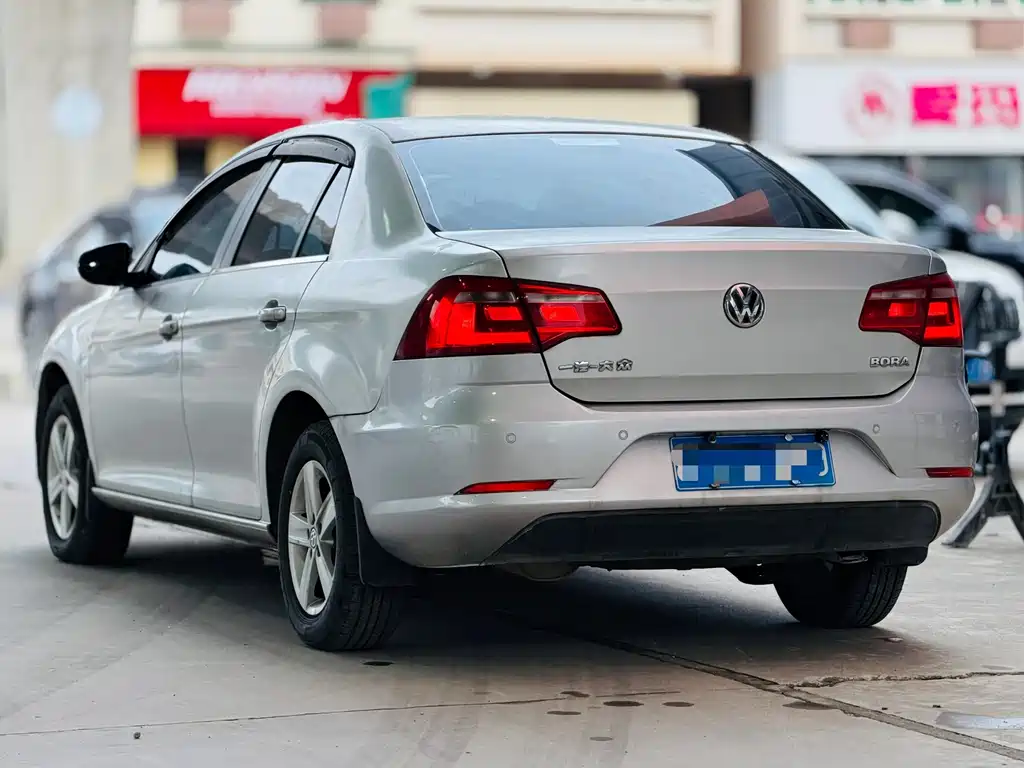 Volkswagen Bora — миниатюра 8