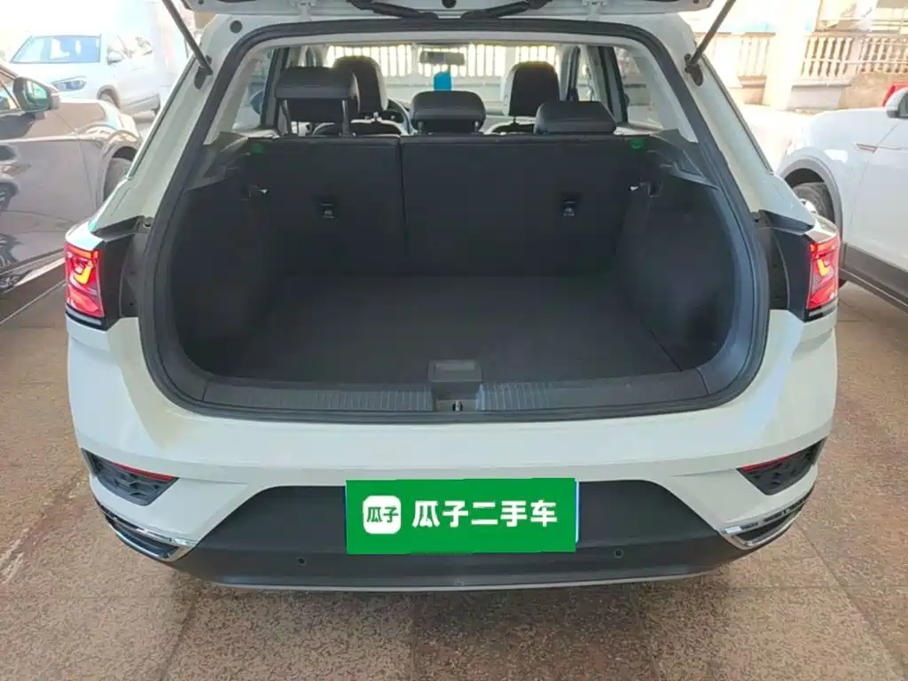 Volkswagen T-Roc — миниатюра 19