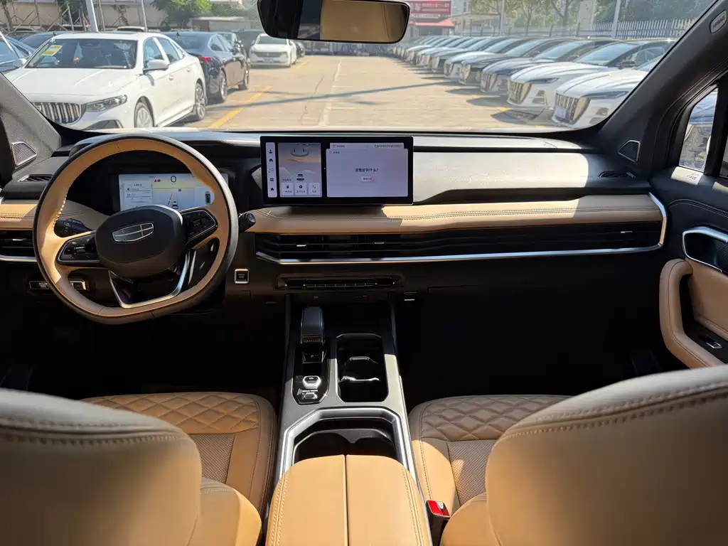 Geely Haoyue L — миниатюра 14