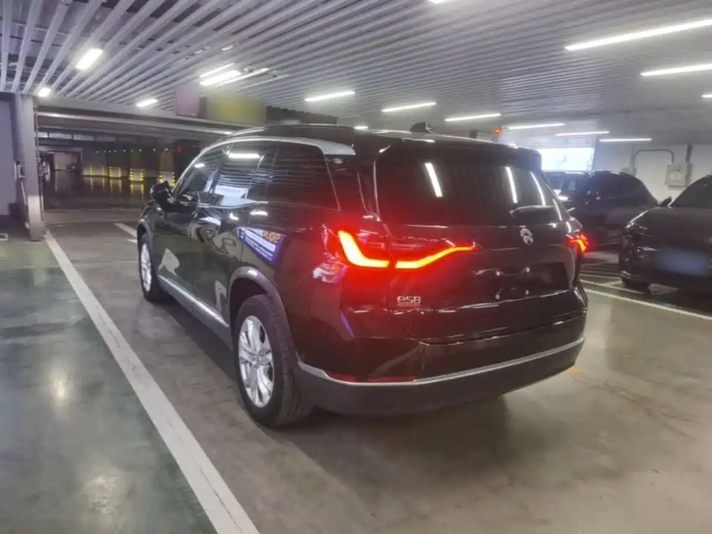 NIO ES8 — миниатюра 5