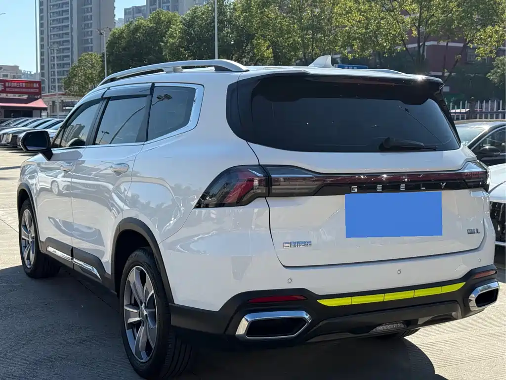 Geely Haoyue L — миниатюра 5