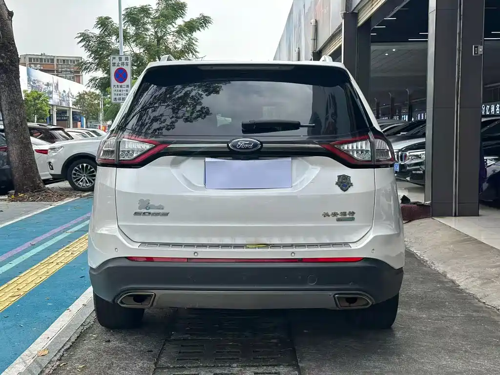 Ford Edge — миниатюра 5