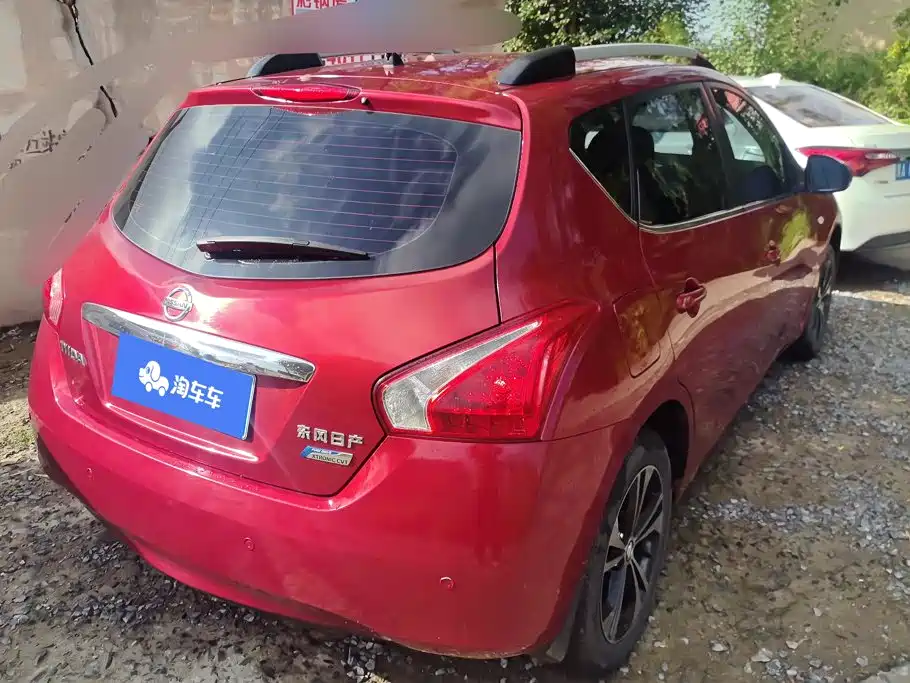 Nissan Tiida — миниатюра 3
