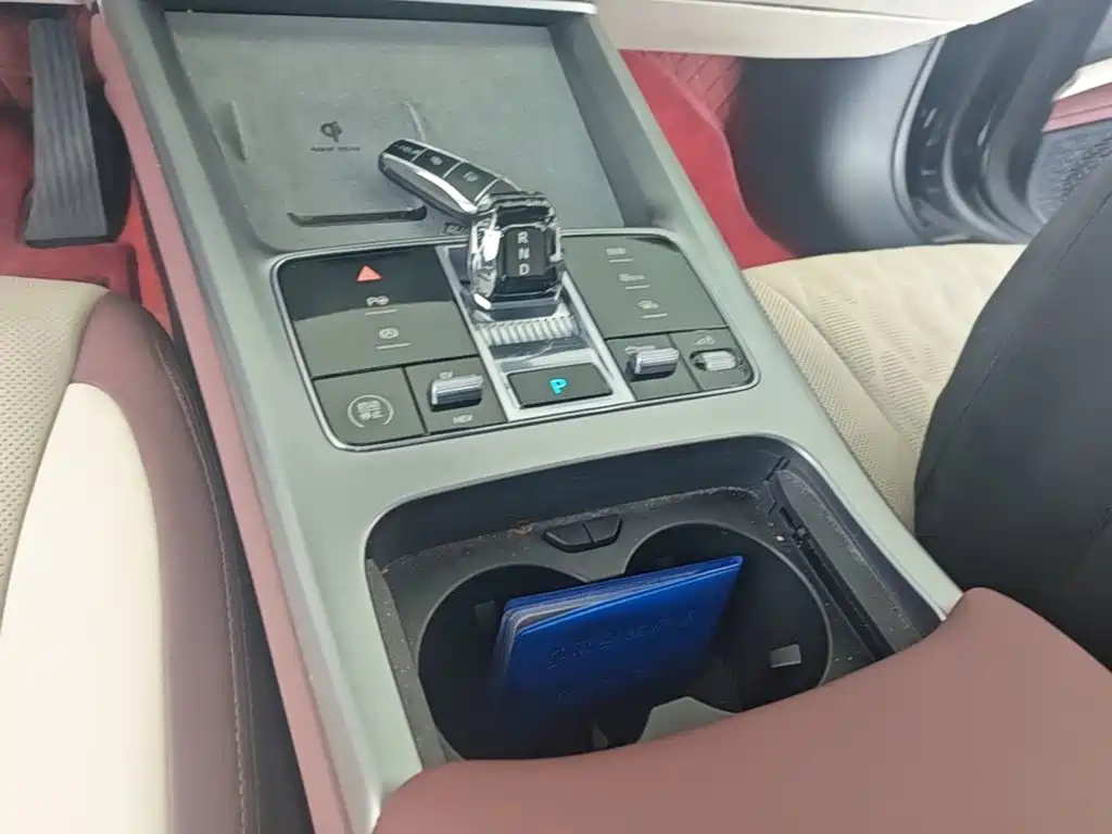 BYD Seal — миниатюра 14