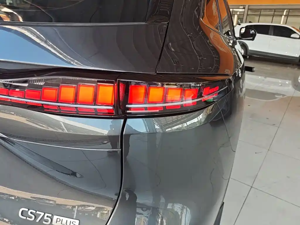 Changan CS75 PLUS — миниатюра 8