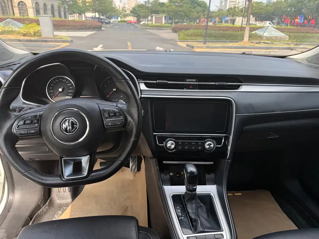 MG MG6 — миниатюра 6