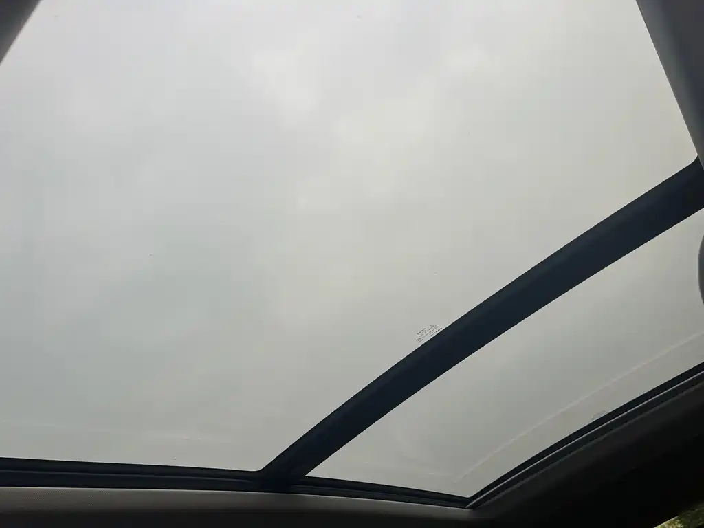 Volkswagen Tiguan L — миниатюра 17