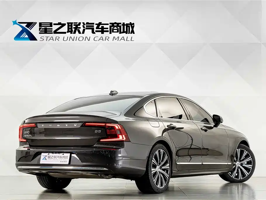 Volvo S90 — миниатюра 6