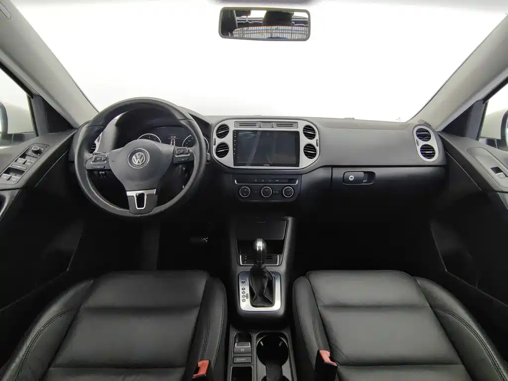 Volkswagen Tiguan — миниатюра 5