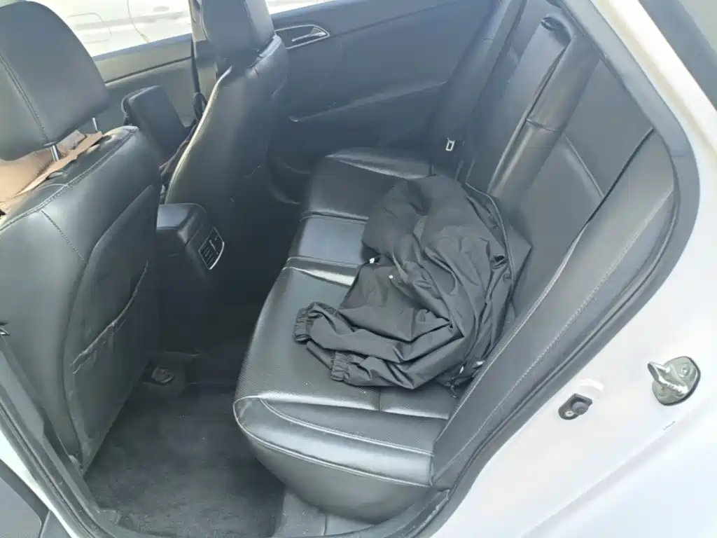 Hyundai Mistra — миниатюра 17
