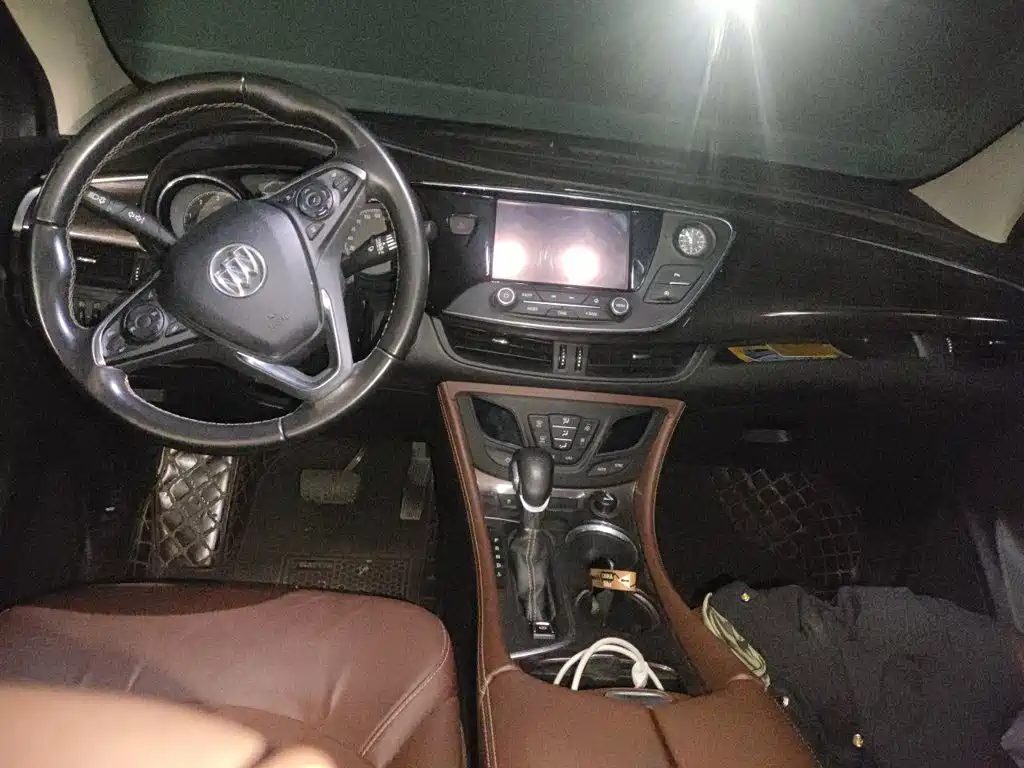 Buick Envision Plus — миниатюра 10