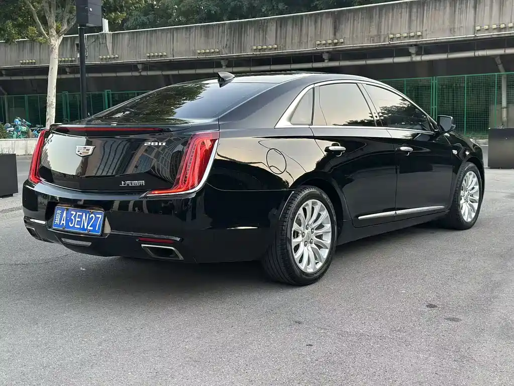 Cadillac XTS — миниатюра 6