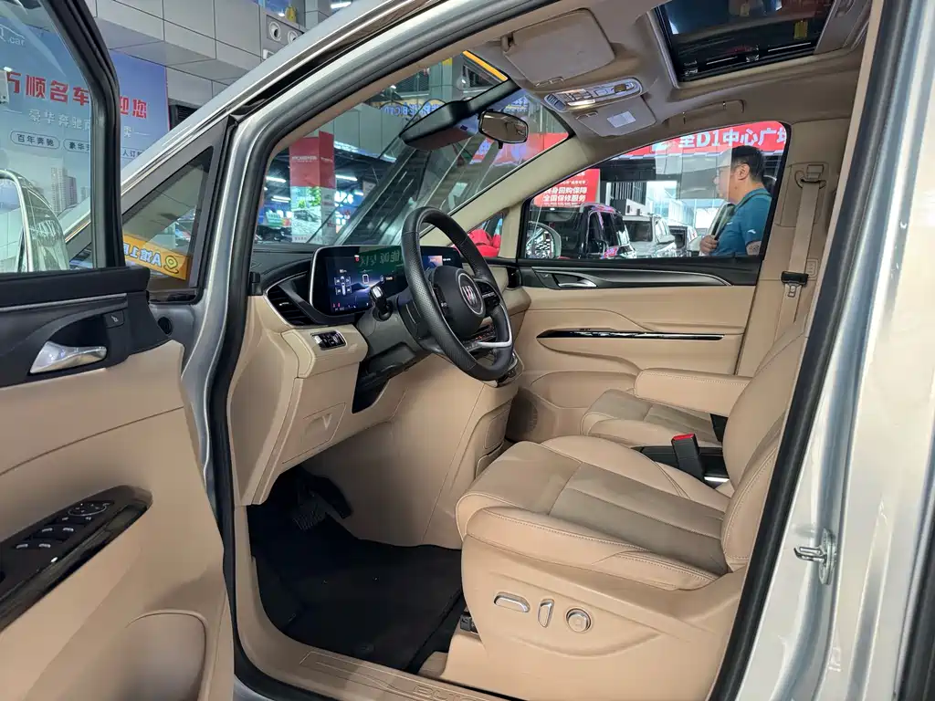 Buick GL8 Hybrid — миниатюра 19