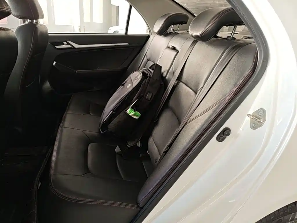 Geely Vision — миниатюра 17