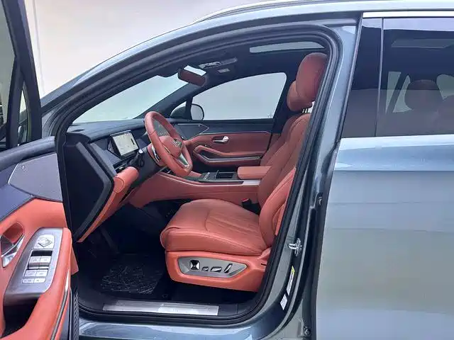 BYD Дон Л. — миниатюра 10