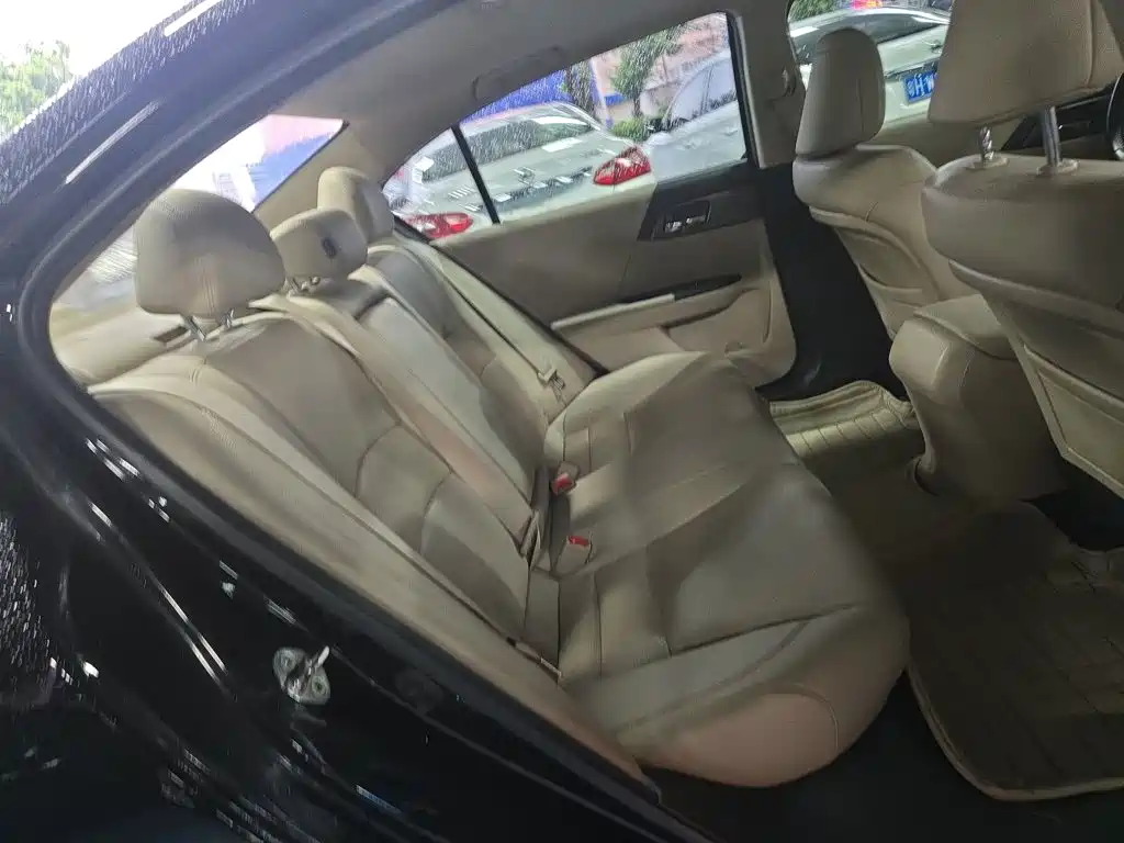 Honda Accord — миниатюра 11