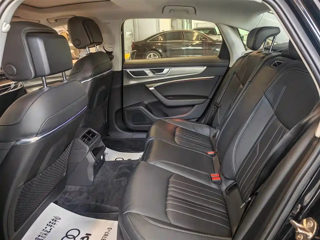 Audi A6L — миниатюра 7
