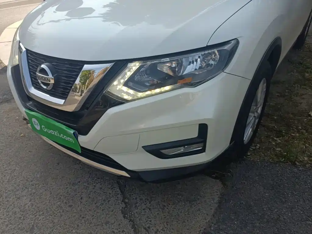 Nissan X-Trail — миниатюра 24