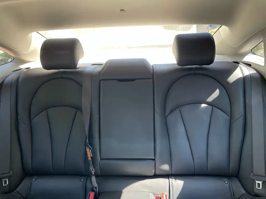 Buick LaCrosse — миниатюра 9