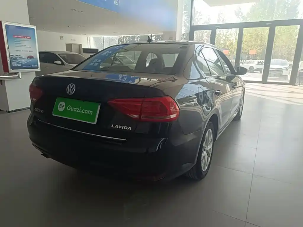 Volkswagen Lavida — миниатюра 7