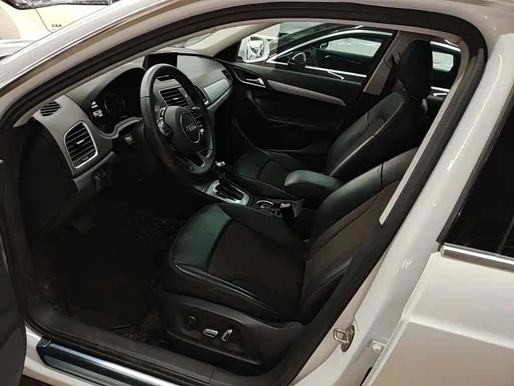 Audi Q3 — миниатюра 15