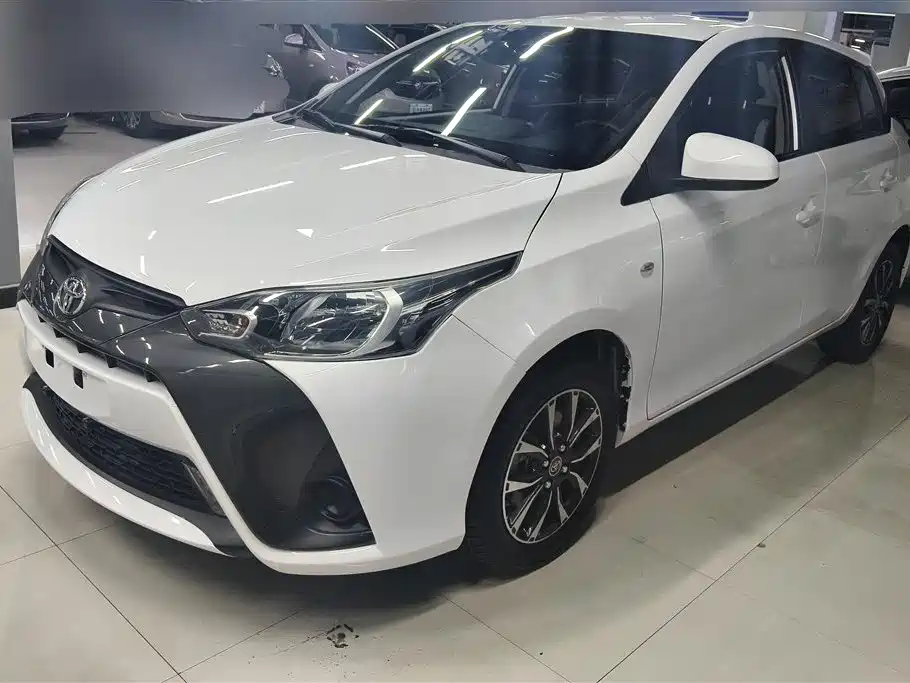 Toyota Yaris L 2020