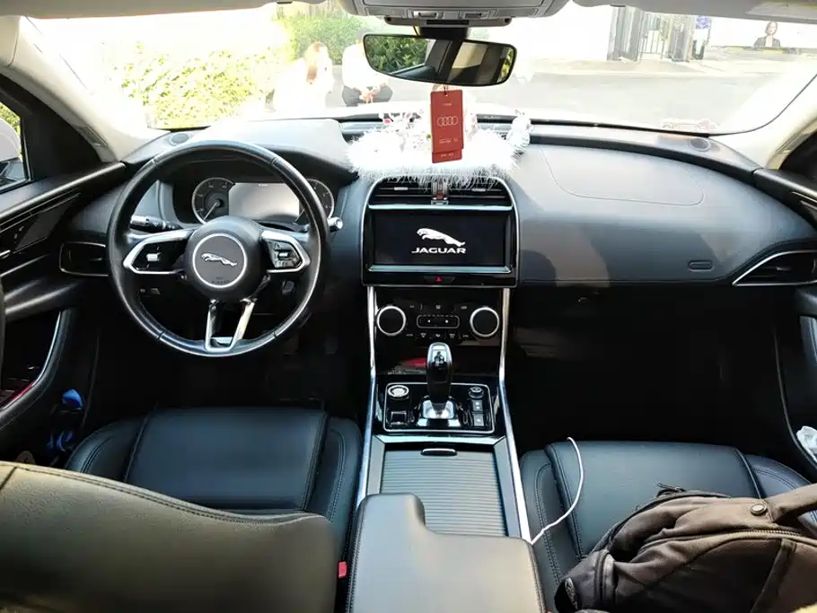 Jaguar XEL — миниатюра 12