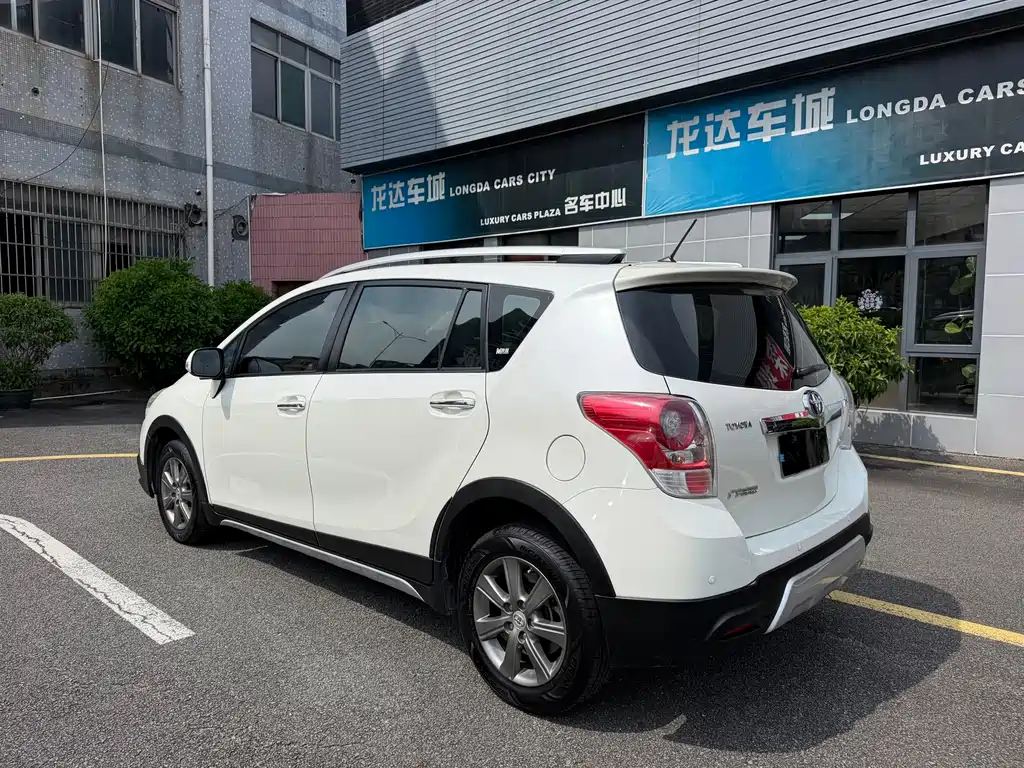 Toyota Verso — миниатюра 4