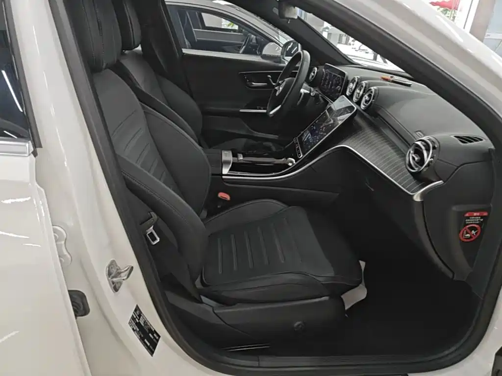 Mercedes-Benz C-Class — миниатюра 25