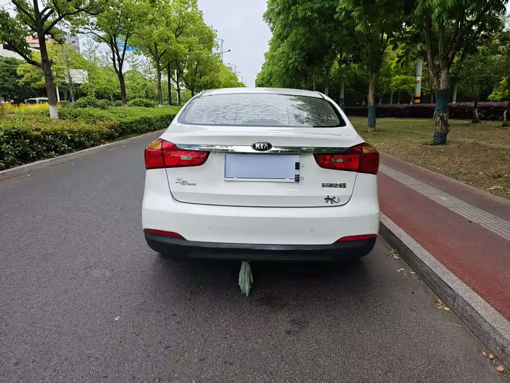 Kia K3 2013 1.6L AT GLS