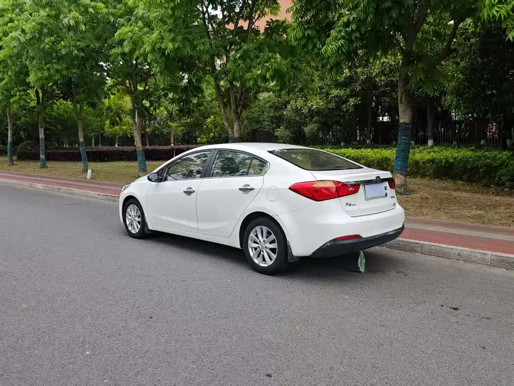 Kia K3 2013 1.6L AT GLS
