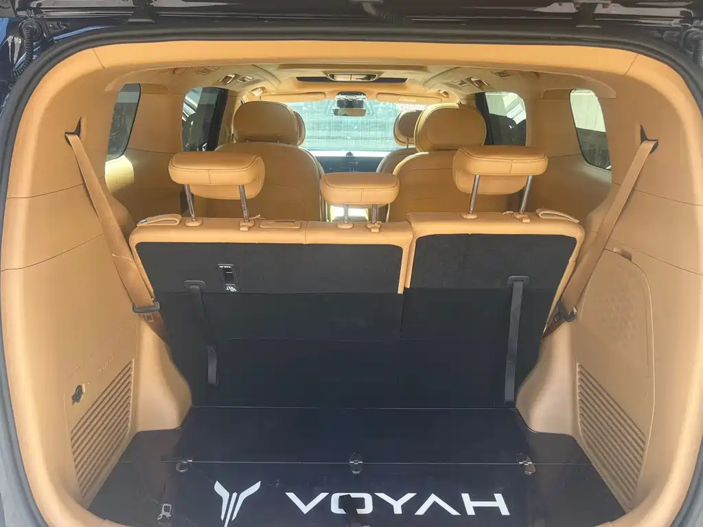 VOYAH Dreamer — миниатюра 13