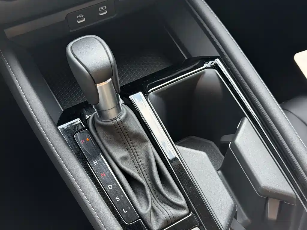 Honda Accord — миниатюра 16