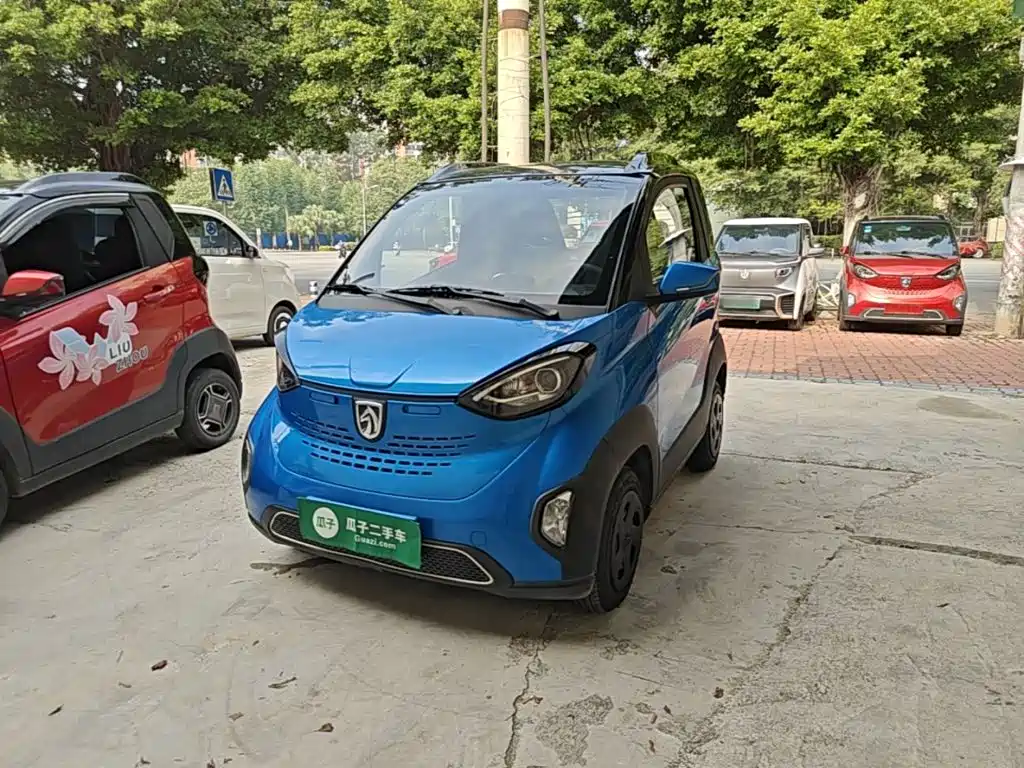 Baojun E100