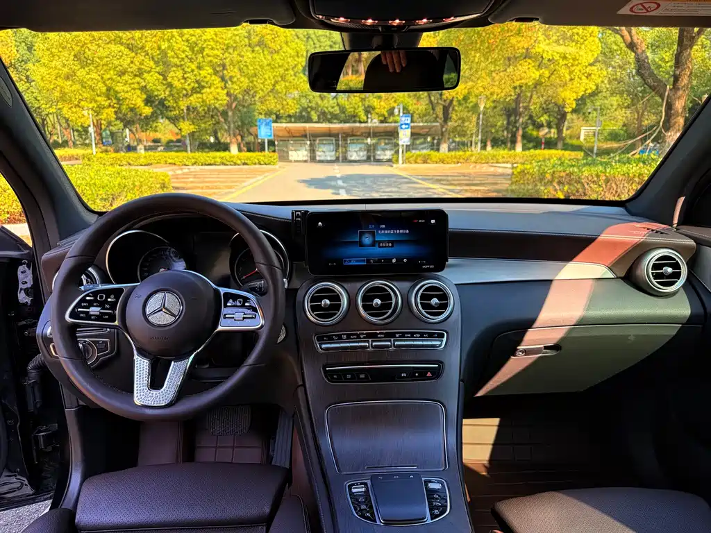 Mercedes-Benz GLC — миниатюра 13