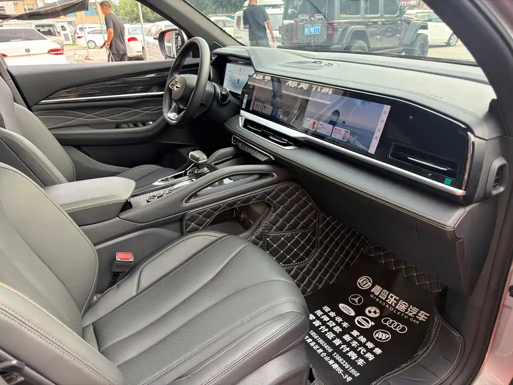 Geely Xingyue L — миниатюра 10