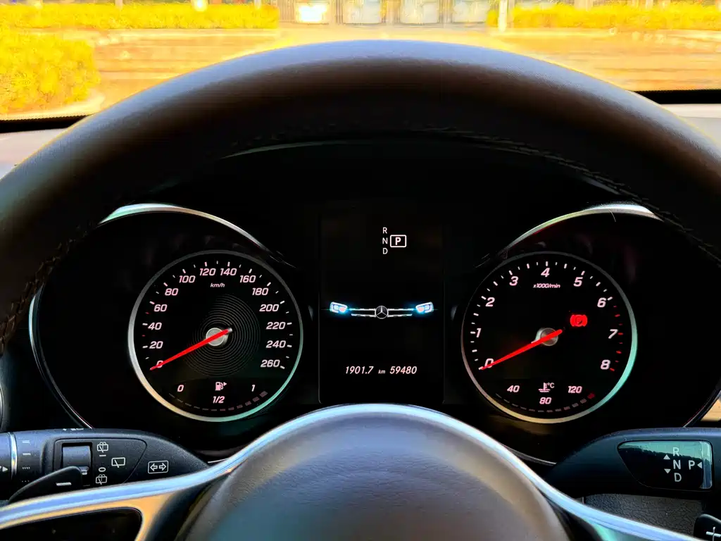 Mercedes-Benz GLC — миниатюра 12
