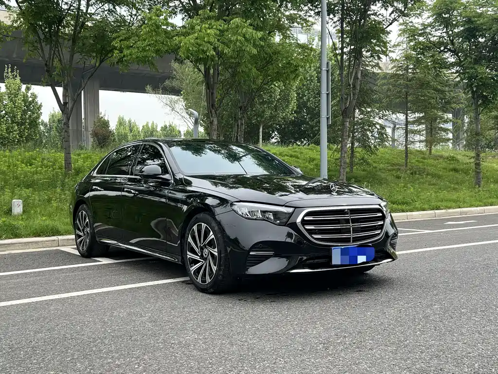 Mercedes-Benz E-Class E 2024 E 300 L Luxury
