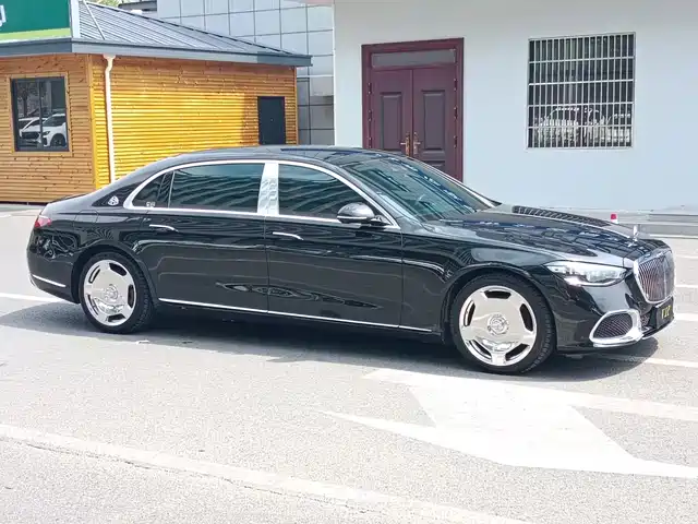 MERCEDES-BENZ MAYBACH S CLASS 2023