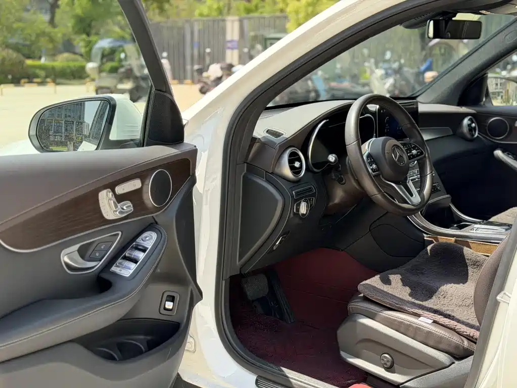 Mercedes-Benz GLC 2022 GLC 260 L 4MATIC