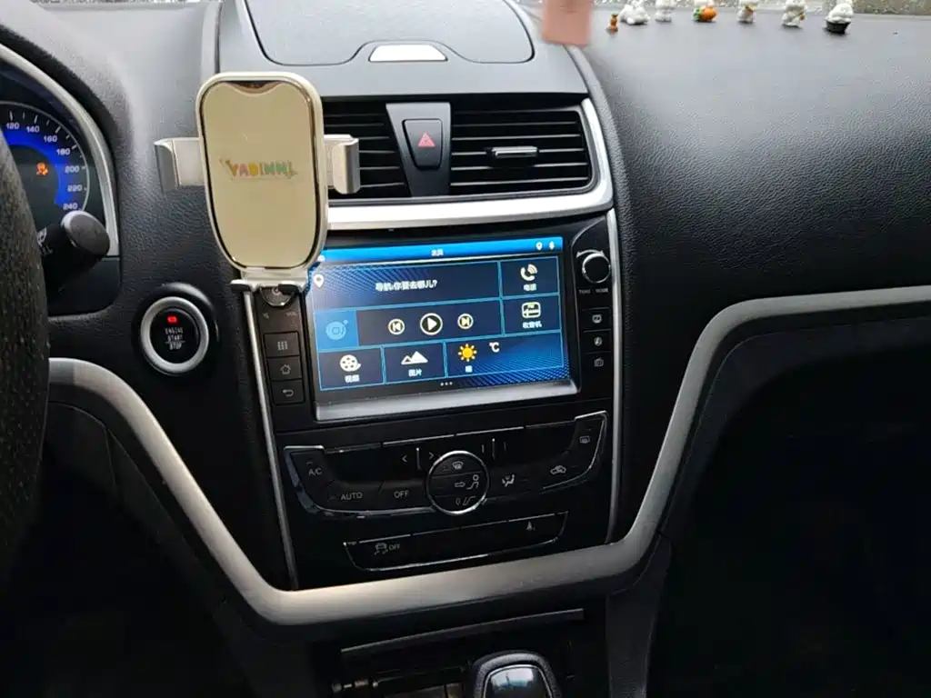 Geely Emgrand — миниатюра 18