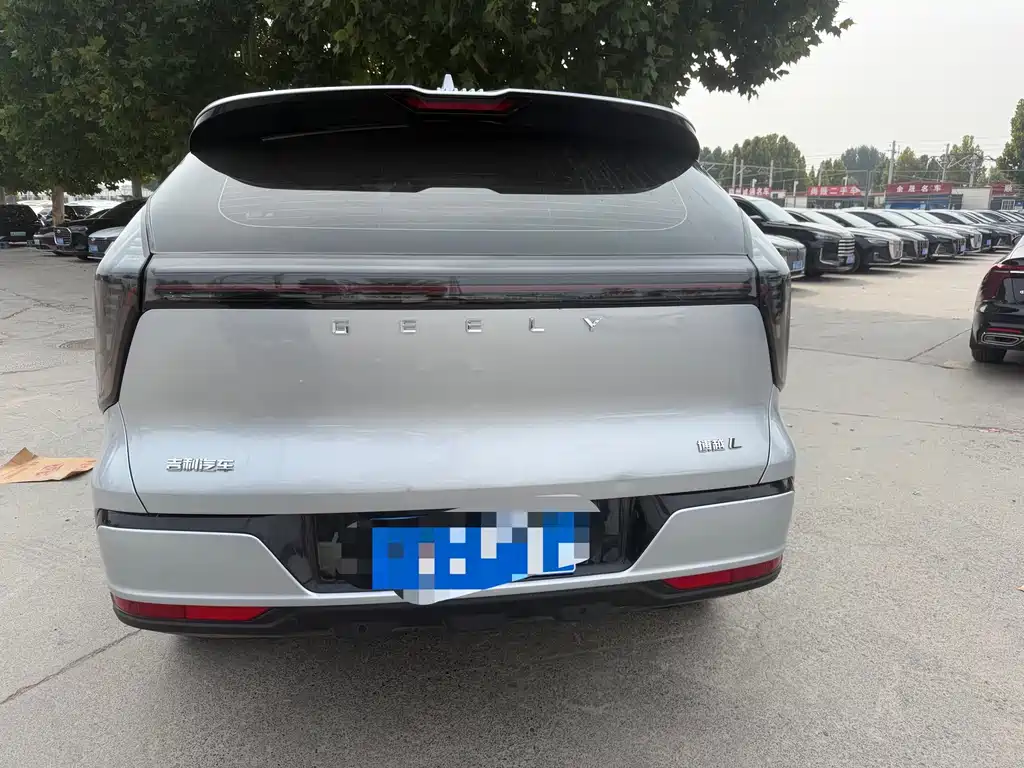 Geely Boyue L — миниатюра 5