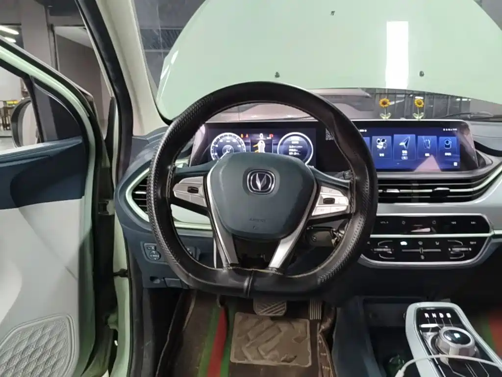 Changan Benben E-Star — миниатюра 11