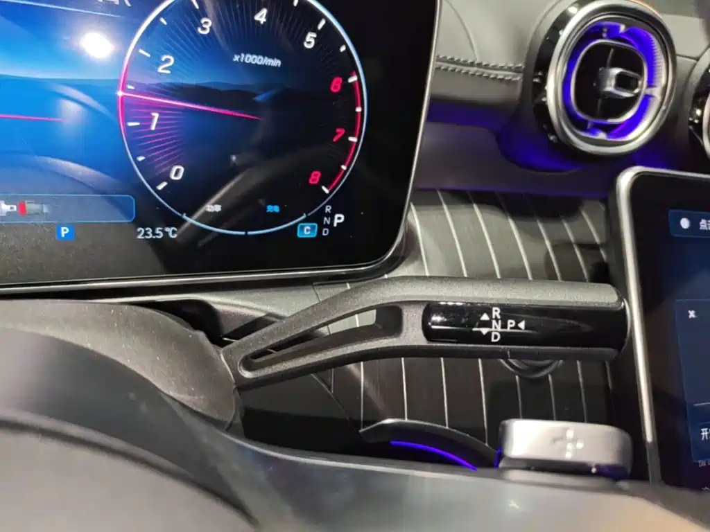 Mercedes-Benz C-Class — миниатюра 14