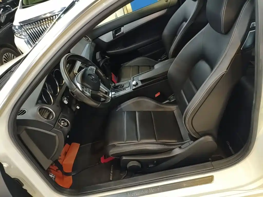 Mercedes-Benz C-Class (Import) — миниатюра 15