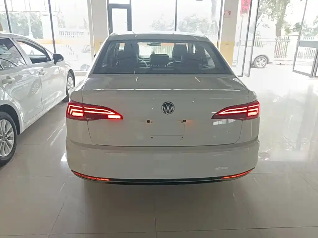 Volkswagen Bora — миниатюра 6