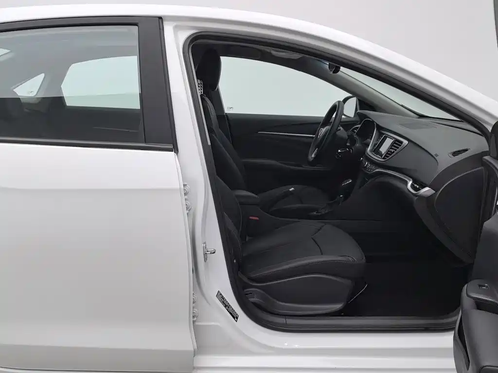 Buick Excelle — миниатюра 23
